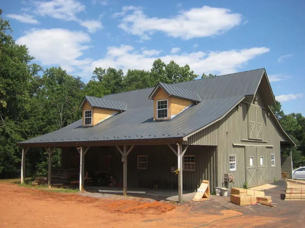 Expert Roof Repair workmanship in Bodger Park - El Camino Village